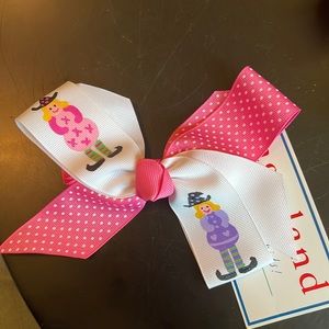 NWT- Hair bow by Rags Land-Hand painted witches-pink and white-so cute!